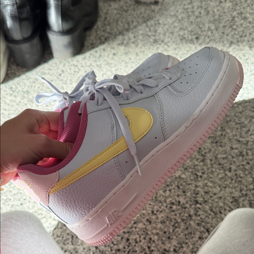 Nike Women's Sneakers - White, Yellow, Pink